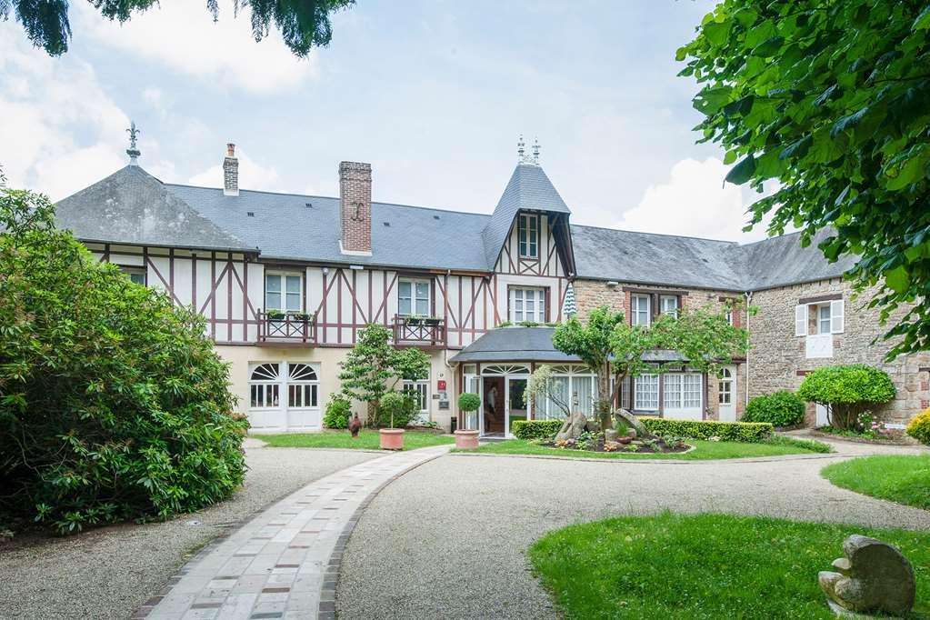 Hotel Le Manoir Du Lys, The Originals Relais 4*